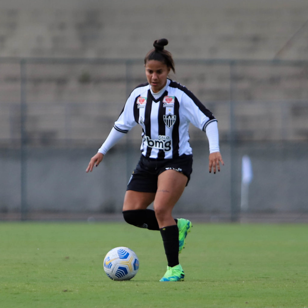 Cinthia Zarabia realizó su primera asistencia en Minas Gerais / @galofeminino