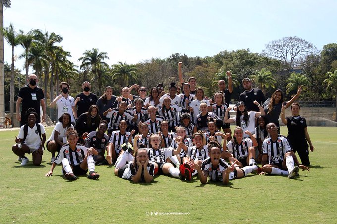 Galo Femenino