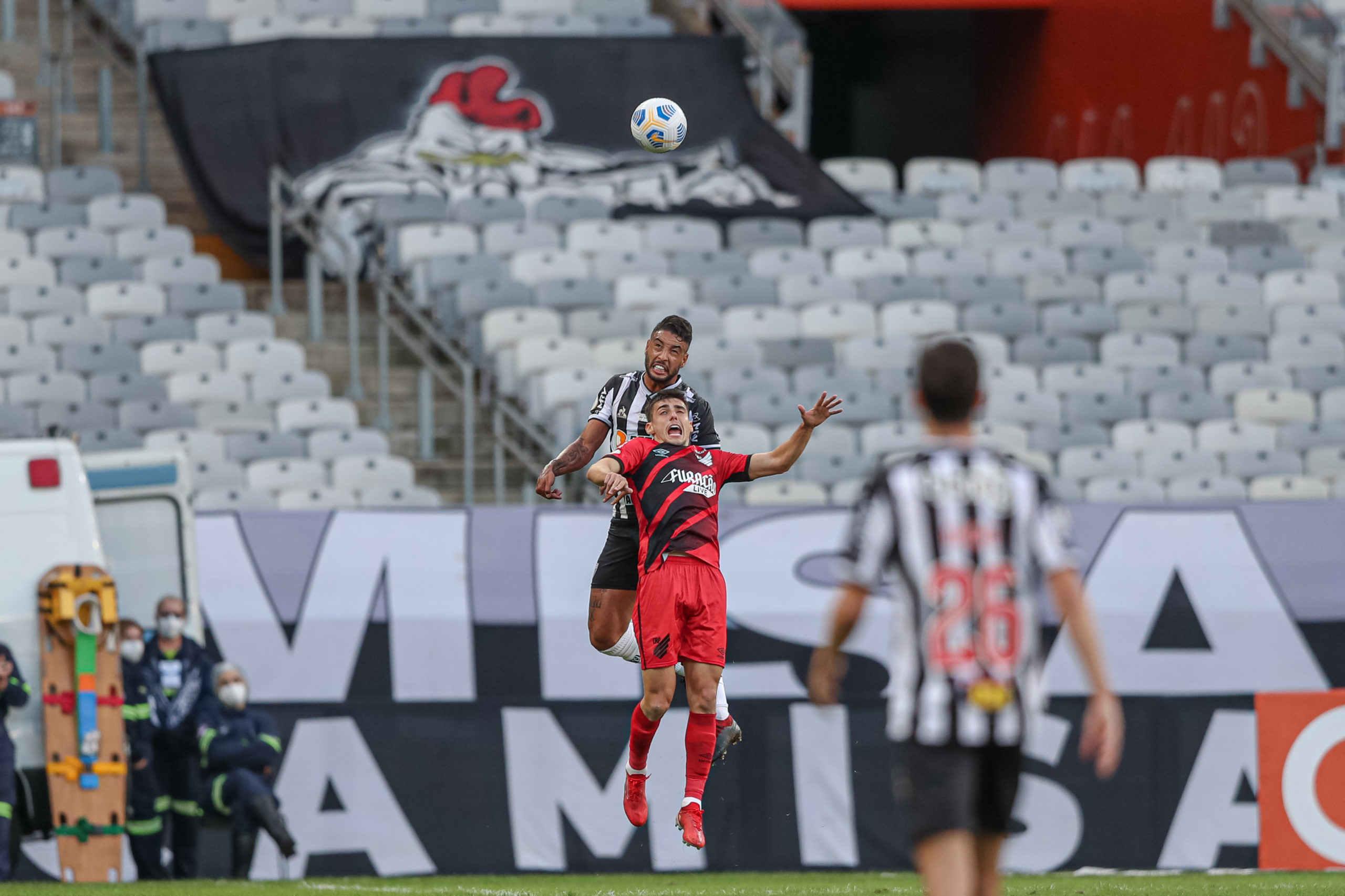 Athletico X Atlético Mg Prováveis Escalações Desfalques E Onde Assistir