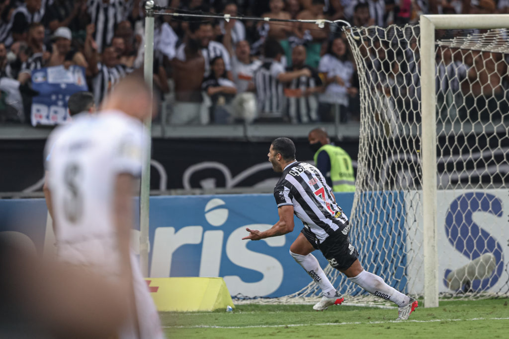 Ídolo de Saymon, Hulk já marcou 27 gols na temporada. - Foto: Pedro Souza/Atlético