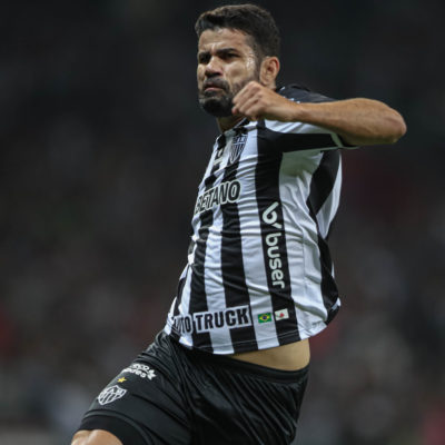 Digo Costa celebra el primer gol frente al Timao
