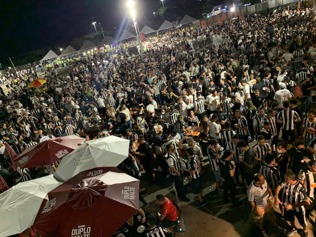 Foto da Esplanada do Mineirão na vitória do Atlético-MG, por 2 a 1, diante do Grêmio. - Foto: Divulgação/Fred Ribeiro (Twitter)