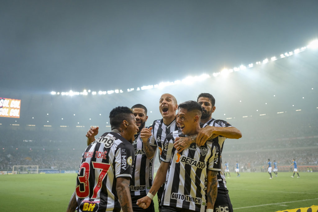 Cuca ressaltou a importância de criar oportunidades, com jogadores que foram reservas, para encontrar o resultado. Foto: Divulgação/Mineirão