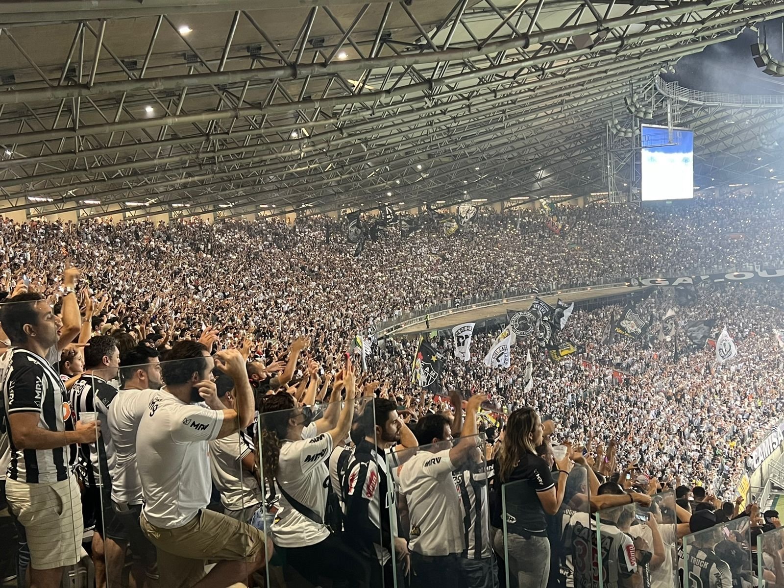 Galo pode bater recorde de público do Novo Mineirão nesta quarta