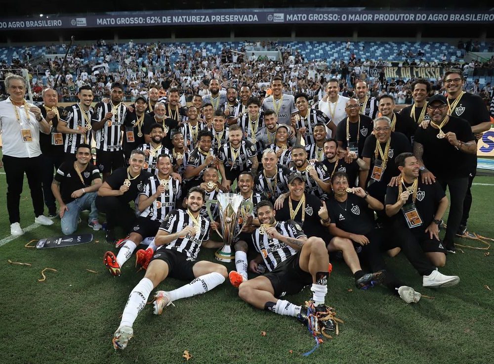 Campeón de la Supercopa do Brasil el Atlético de Everson