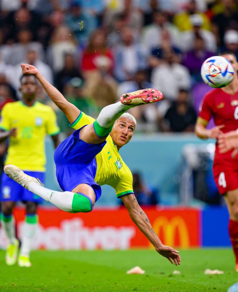 Brasil brilhou sob a estrela de Richarlison contra a Sérvia